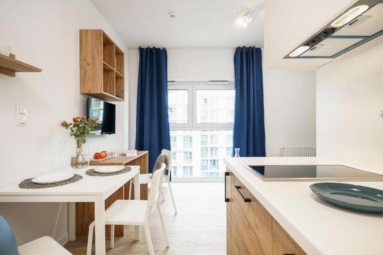 Apartamenty Na Jaworskiej วรอตซวาฟ ภายนอก รูปภาพ